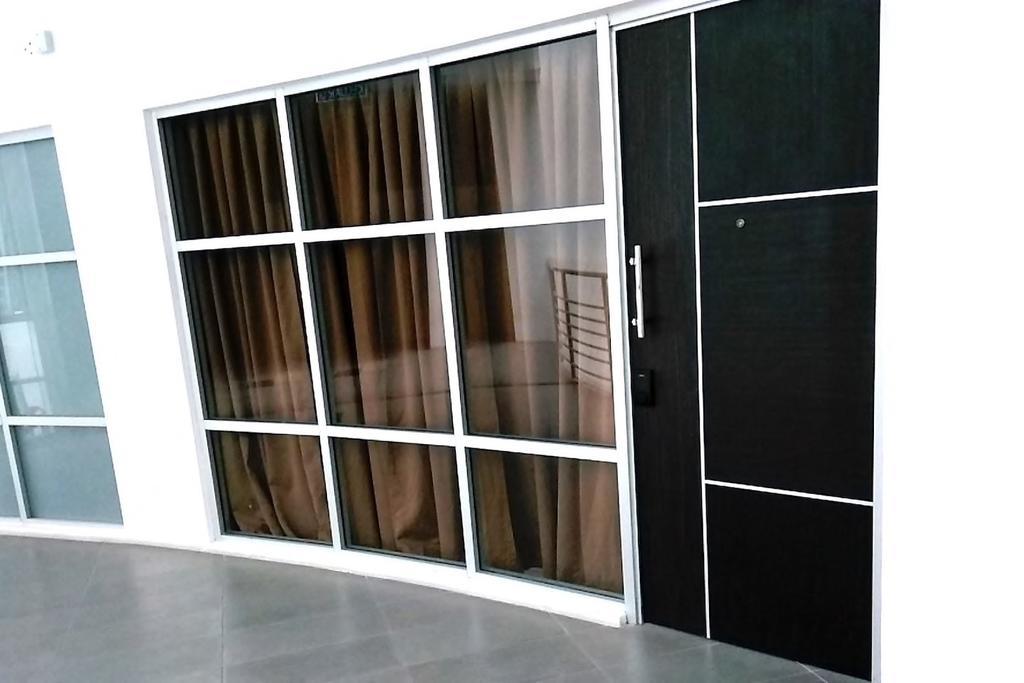 3-Bed Executive Suite, Rumahku @Ceo บายันเลอปาส ภายนอก รูปภาพ